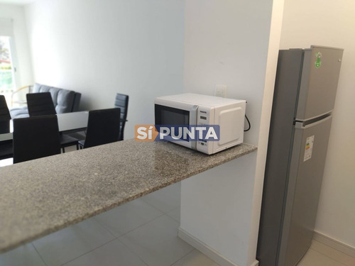 Imagen 8 de 18 de Venta Anual De Apto 1 Dormitorio En Aidy Grill