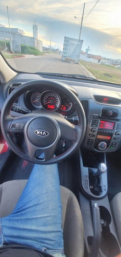 Imagem 11 de 13 de Kia Cerato 2010 1.6 Ex Aut. 4p
