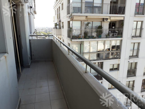 Venta De Departamento Tipo Duplex De 3 Ambientes Con Cochera En Barracas (26861)