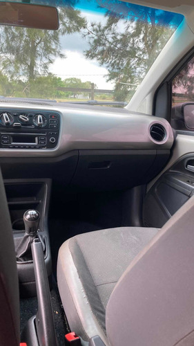Imagen 6 de 22 de Volkswagen Up! 2016 1.0 High Up! 75cv