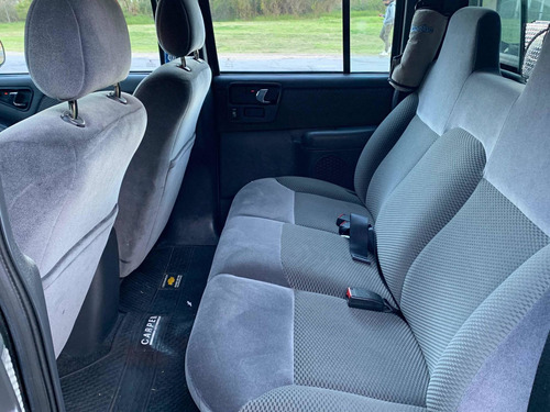 Chevrolet S10 S102.4