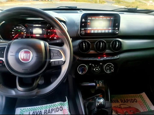 Fiat Cronos 1.3 Drive Flex 4p