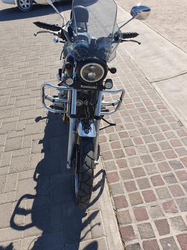 4 Cilindros, Con Caja, Parabrisas Y Casco Usado