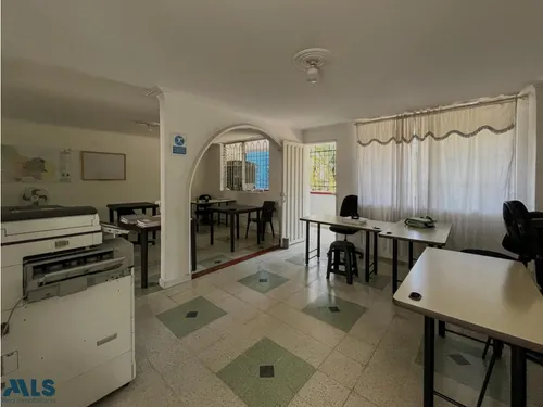 Apartamento En Laureles(mls#247740)