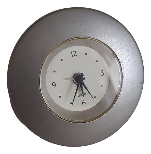 Reloj Quartz Metálico De Mesa, 6,5 Cm. Diámetro