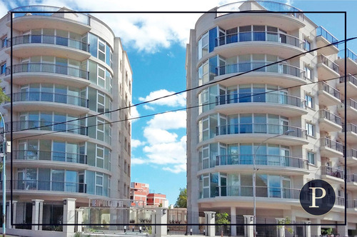 Venta Departamento 4 Ambientes Con 2 Cocheras