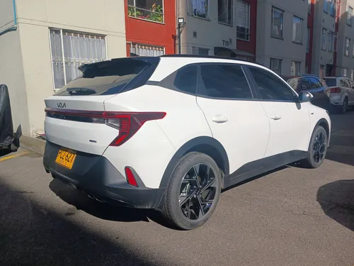 Kia K3 Gt Line Cross Automático