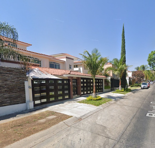 Casa En Remate Cerca De Plaza Bugambilias En Bugambilias Zapopan Jalisco