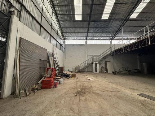 Renta De Bodega Amplia En Isabel La Católica, En Benito Juárez, Con Excelente Iluminación