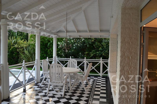 Imagen 18 de 18 de Impecable Propiedad De Amplios Ambientes A La Venta En Club De Campo El Lauquen!