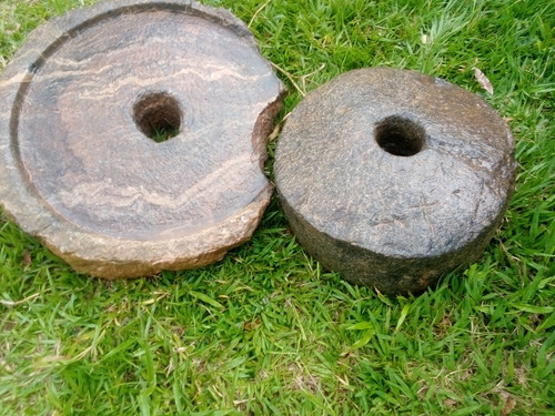 Pedras De Moinho Antigo. 300kg (Usado)