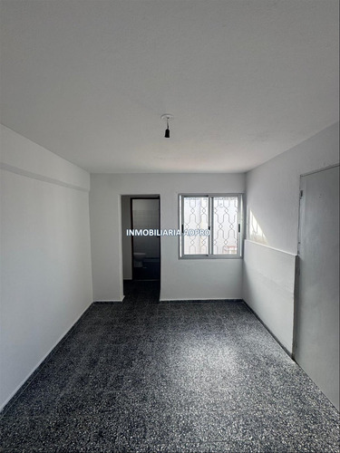 Alquiler Apto 1 Dormitorio, La Unión, Con Patio.