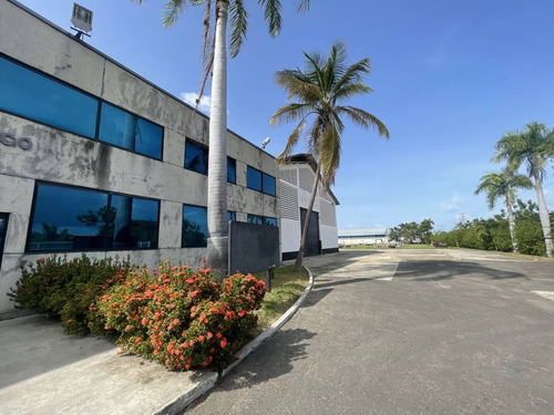 Imagen 7 de 24 de Johanna Castillo Vende 04145951217 Galpon En Zona Industrial