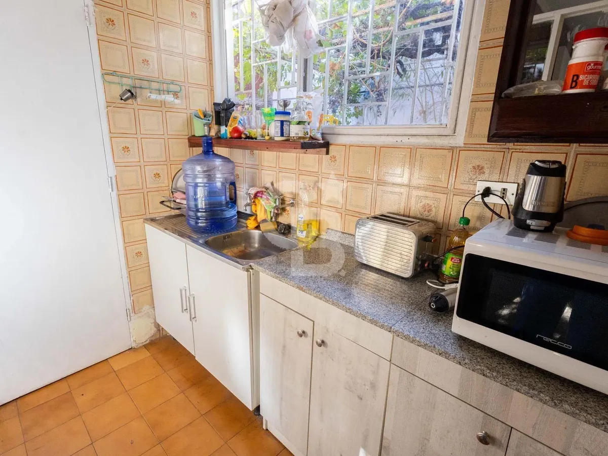 Imagen 4 de 18 de Gran Casa Con Potencial Para Uso Mixto | Providencia