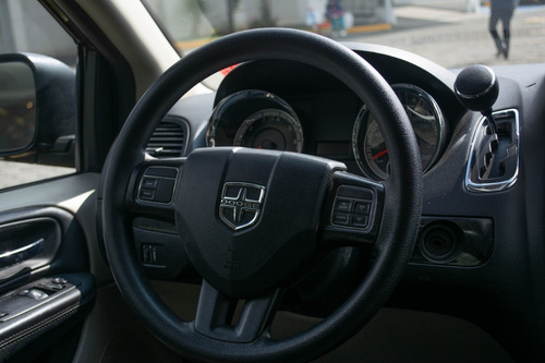 Imagen 13 de 15 de Dodge Grand Caravan 2019