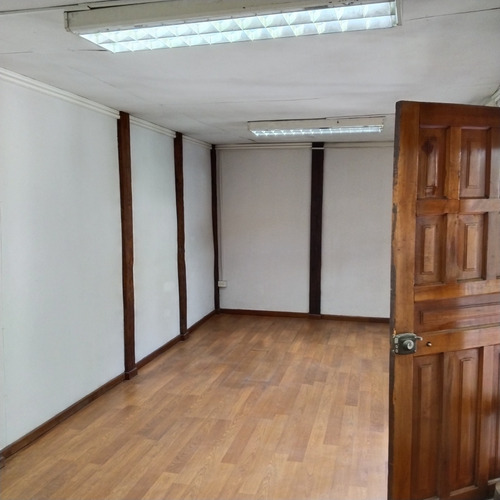 Casa En Venta Comuna De Quinta Normal, Cerca De Carrascal
