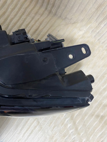 Faro Izquierdo Mazda Cx-30 2020-2023 Con Balastra Dgj1-51040 (Usado)