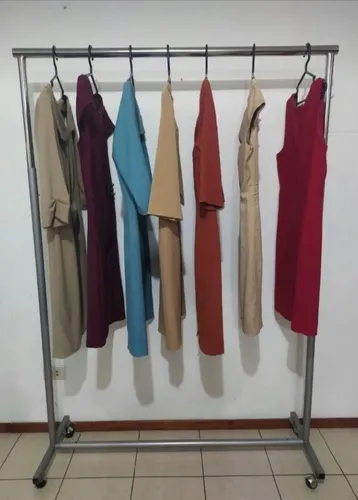 Caballete Metal Para Ropa Colgadores MercadoLibre