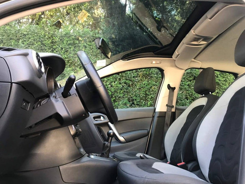 Imagem 8 de 9 de Citroën C3 1.5 Tendance 8v Flex 4p Manual