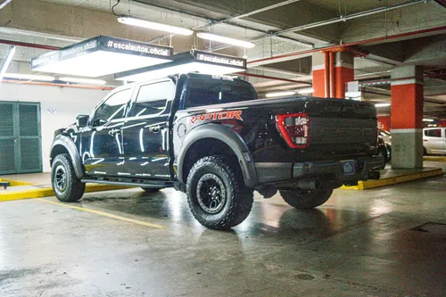 Ford F-150 Raptor