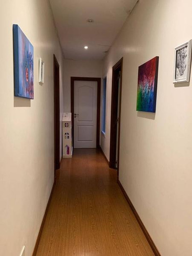 Muy Linda Casa En Lote Interno En Santa Catalina