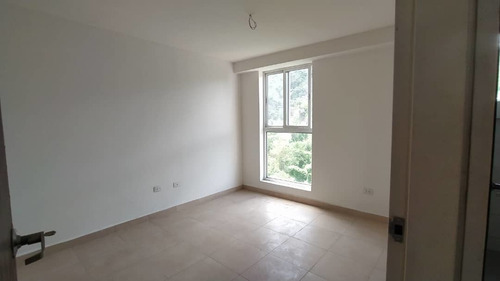 Imagen 7 de 14 de Apartamento En Alquiler En Mañongo