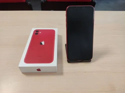 Celular iPhone 11 Color Rojo (Usado)