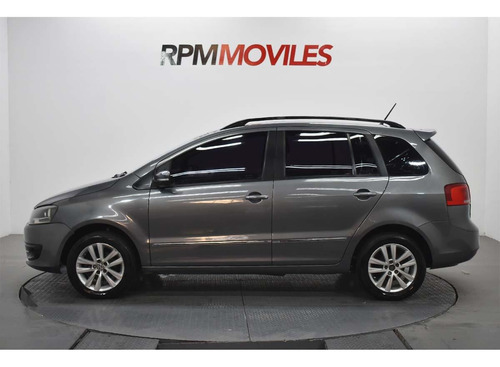 Volkswagen Suran 1.6 Highline