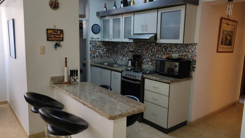 Imagen 5 de 12 de Alquiler De Apartamento En Tazajal 84 Metros A62153