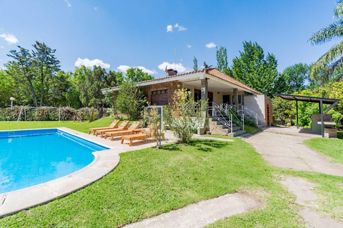 Imagen 11 de 26 de Casa De Campo, Fines De Semana, Semana, Mes. 8 Personas.