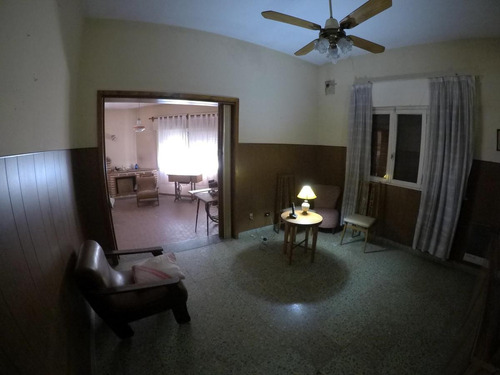 Imagen 23 de 30 de Venta Casa En Esquina Const. Sobre 2 Lotes Amplio Fondo Libre - Llavallol