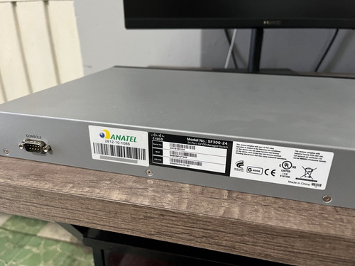Switch Cisco Sf300-24 Small Business (Usado)