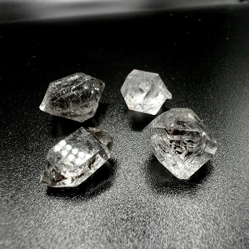 Diamante Herkimer Tamaño Mediano