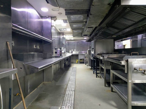 Imagen 4 de 19 de Se Vende Edif Industrial Del Alimentos 800m² En Sabana Grande