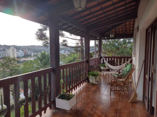 Imagem 3 de 14 de Casa Com Vista Privilegiada No Centro Amparo, São Paulo