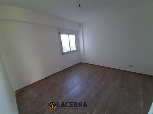 Imagen 5 de 8 de Hermoso Dpto 2 Amb A Estrenar! Cochera Y Baulera Opcional
