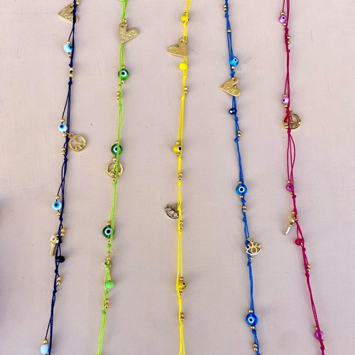 Imagen 2 de 2 de Pulsera Hilos De La Suerte