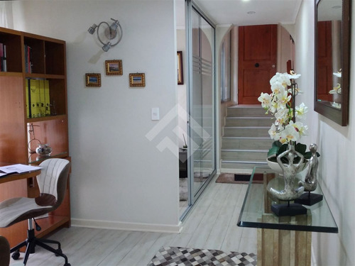 Venta De Dos Casas Las Condes De 4 Dorm / 4 Baños