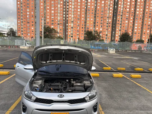 Kia Rio 1.4 Vibrant Hb At