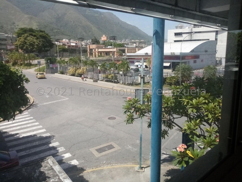 Imagen 9 de 12 de Local Comercial En Alquiler Deposito La Urbina 21-27538 Ep