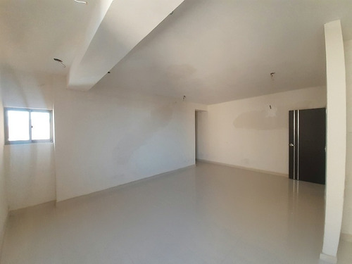 Imagen 8 de 17 de Se Vende Hermoso Penthouse En Resd Aspen La Trigaleña (a Estrenar)