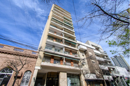 Dpto. Y Cochera En Venta - Barrio Recoleta