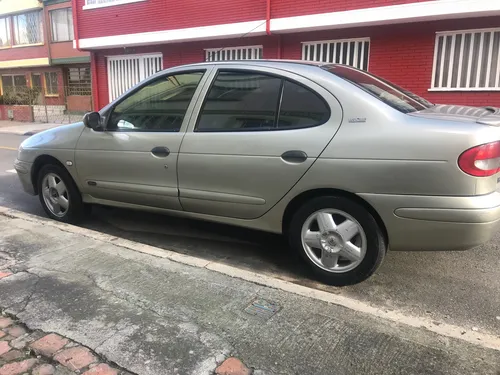 Renault Megane 1.6 Unique