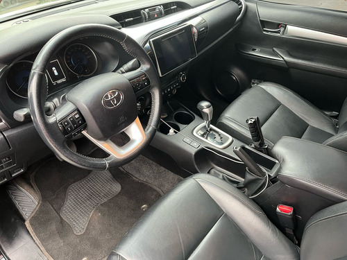 Toyota Hilux 2.8 Tdi Srv Cab. Dupla 4x4 Aut. 4p