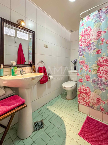Departamento En Venta De 5 Dorm. En Concepción