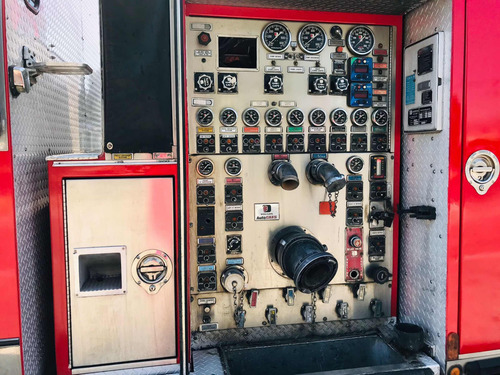 Camion De Bomberos Spartan (faltan Controles Bomba)