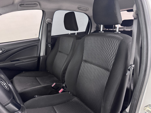 Toyota Etios 1.5 X MT6 5P