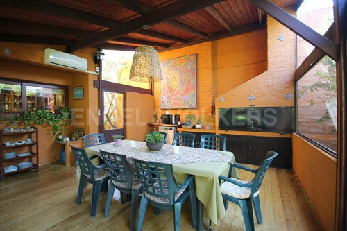 Imagen 9 de 15 de Cálida Casa En Parque Miramar A La Venta