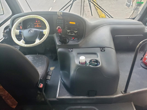 Imagen 8 de 8 de Minibus Mercedes Benz 915 2016 Saldivia 24 Asientos