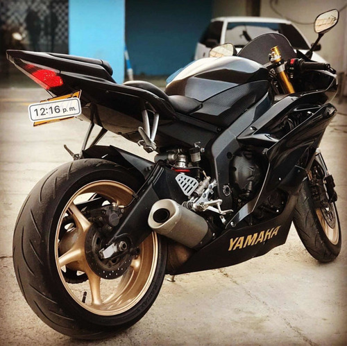 Yamaha R6r